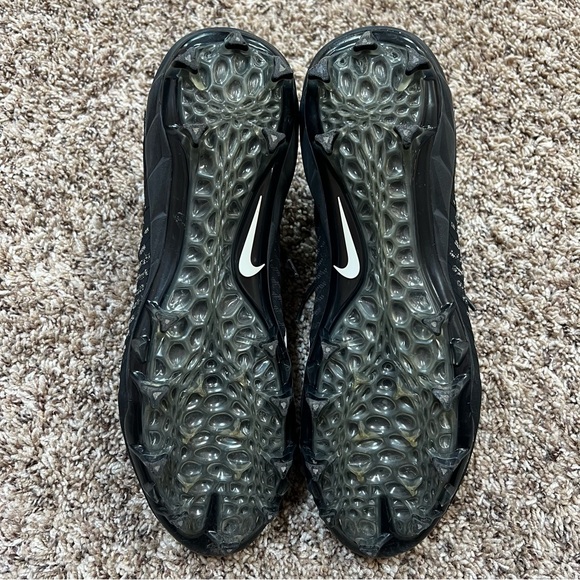 Nike Alpha Men’s Football Cleats